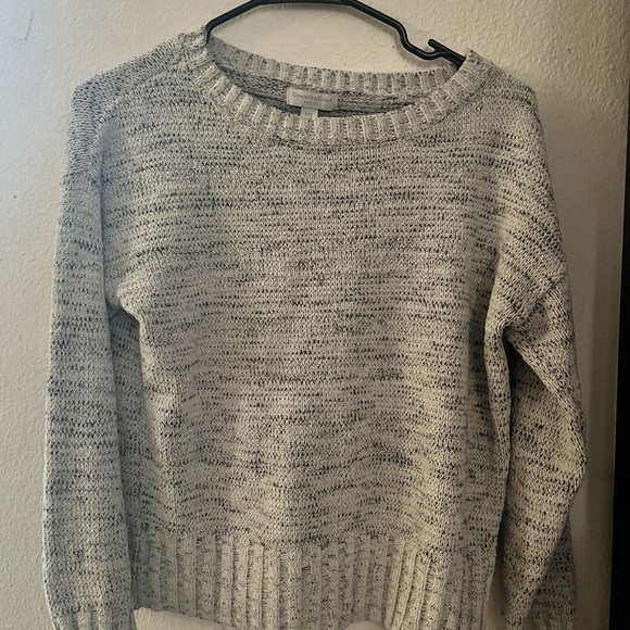 Sweater - Picture 3 of 4